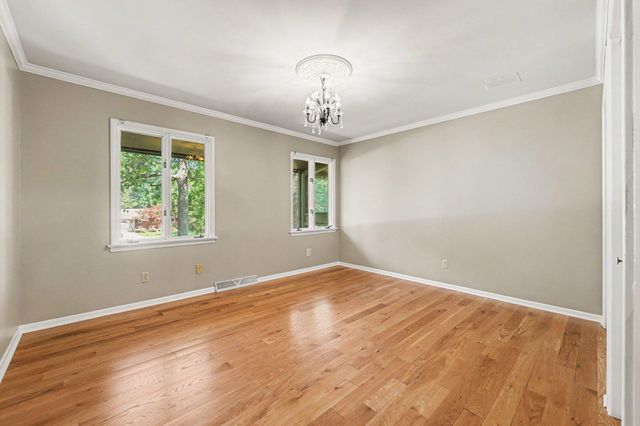 909 W 126th Avenue, Crown Point, IN 46307