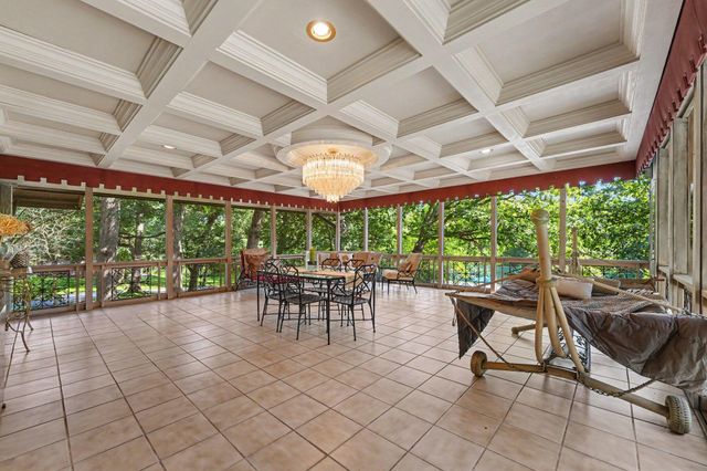 909 W 126th Avenue, Crown Point, IN 46307