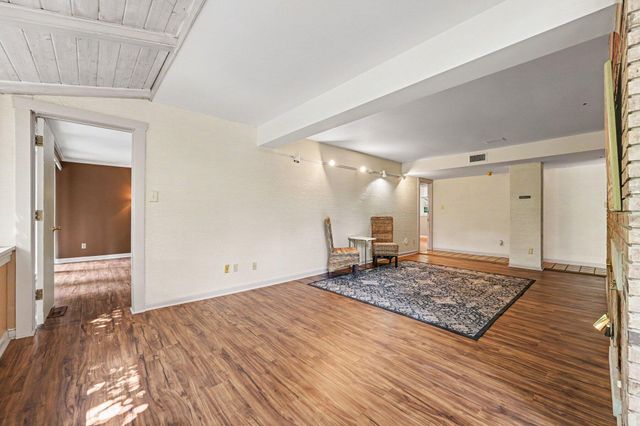 909 W 126th Avenue, Crown Point, IN 46307