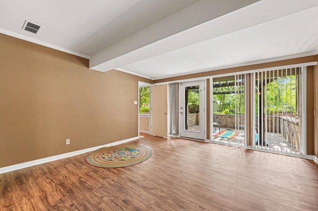 909 W 126th Avenue, Crown Point, IN 46307