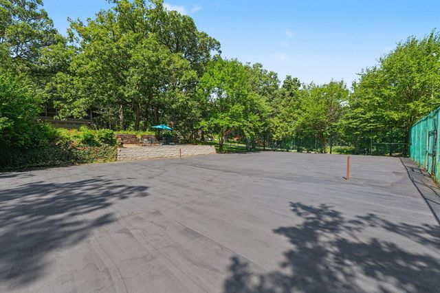 909 W 126th Avenue, Crown Point, IN 46307