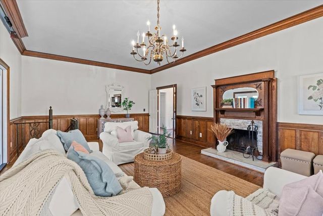 2605 Thorndale Place, Dothan, AL 36303