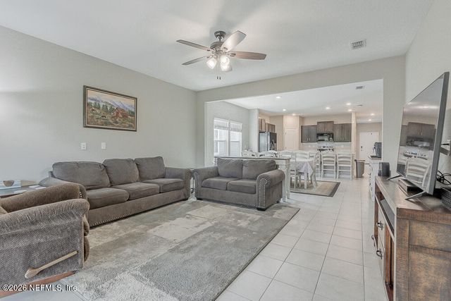 5615 KELLAR Circle, Jacksonville, FL 32218