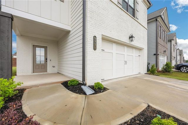 5325 Fox Hill Lane, Oakwood, GA 30566
