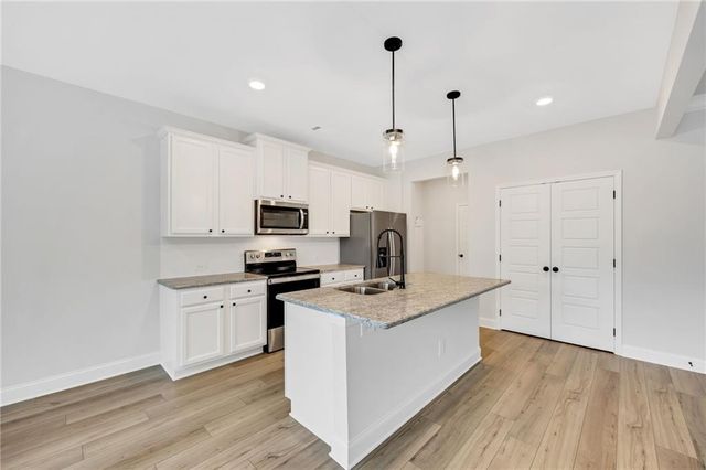 5325 Fox Hill Lane, Oakwood, GA 30566