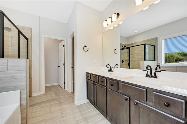 5325 Fox Hill Lane, Oakwood, GA 30566