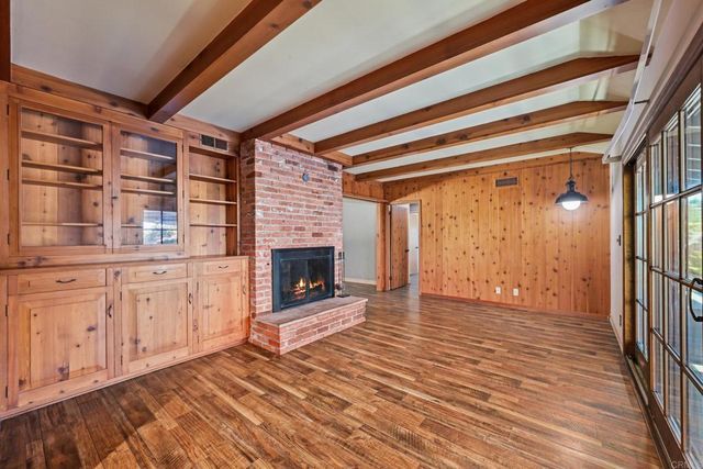 673 Monterey Lane, Vista, CA 92084