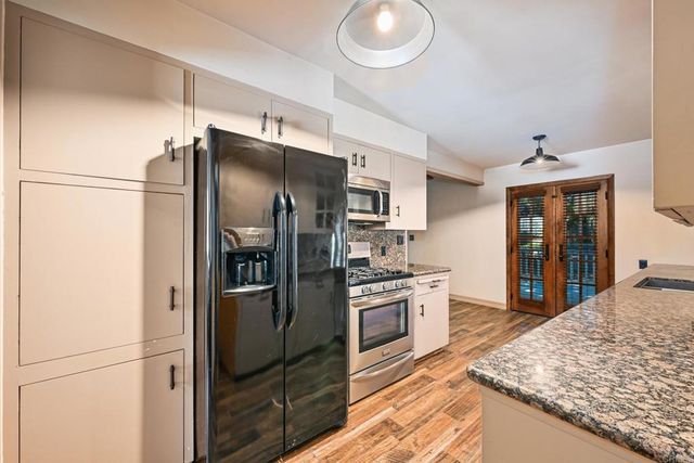 673 Monterey Lane, Vista, CA 92084