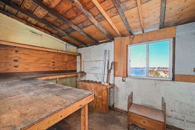 673 Monterey Lane, Vista, CA 92084