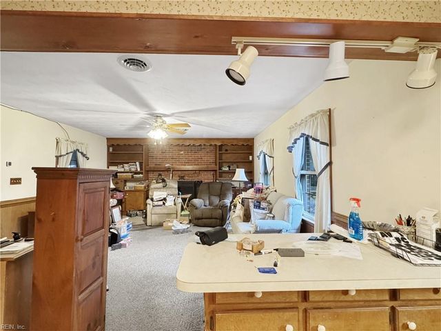 138 Beechwood DR, Suffolk, VA 23434