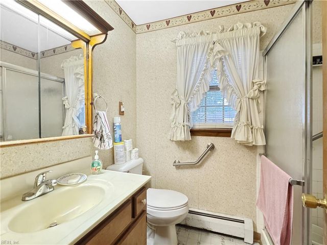 138 Beechwood DR, Suffolk, VA 23434