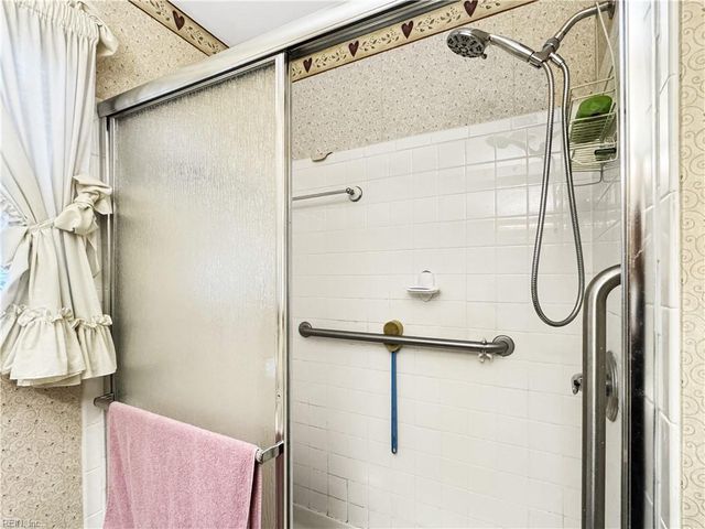 138 Beechwood DR, Suffolk, VA 23434