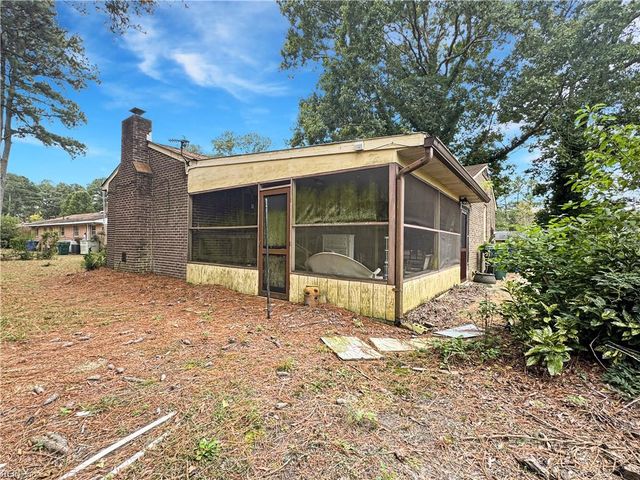 138 Beechwood DR, Suffolk, VA 23434