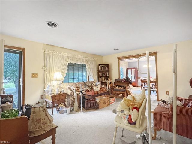 138 Beechwood DR, Suffolk, VA 23434