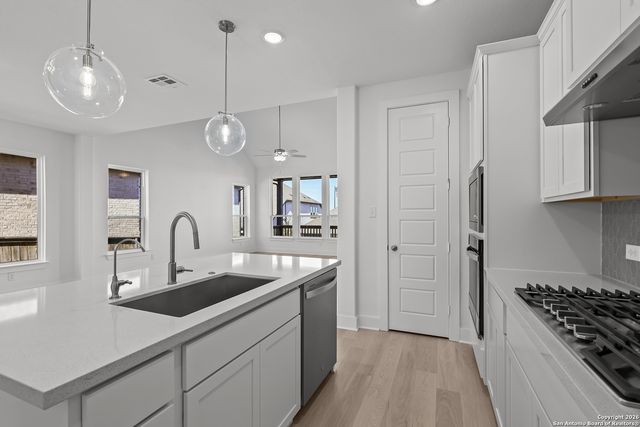 325 Hulda Trail, New Braunfels, TX 78130