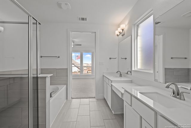 325 Hulda Trail, New Braunfels, TX 78130