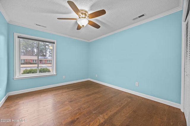 616 E Murphy Street, Wallace, NC 28466
