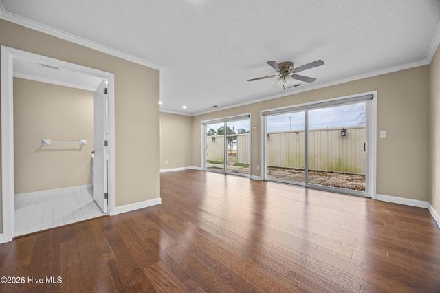 616 E Murphy Street, Wallace, NC 28466