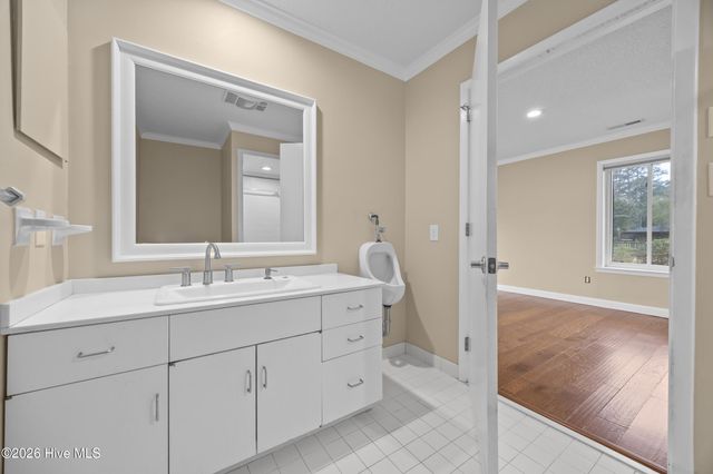 616 E Murphy Street, Wallace, NC 28466