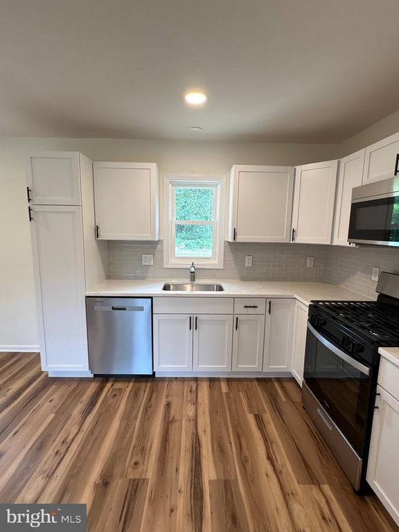 142 ACORN CT, PEMBERTON, NJ 08068 — photo 5