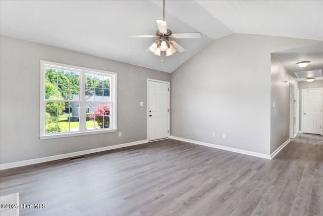 207 Starcrest Drive, Pikeville, NC 27863