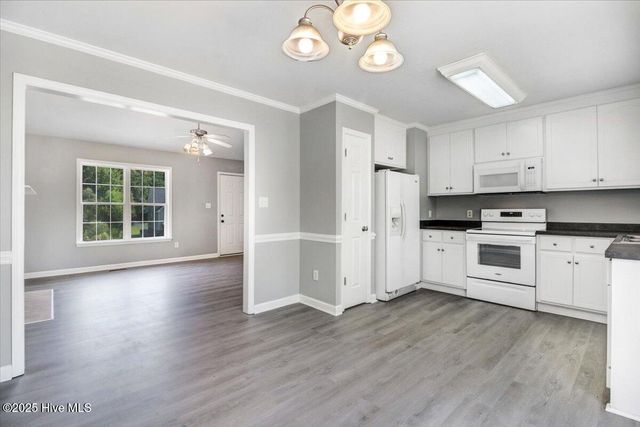 207 Starcrest Drive, Pikeville, NC 27863