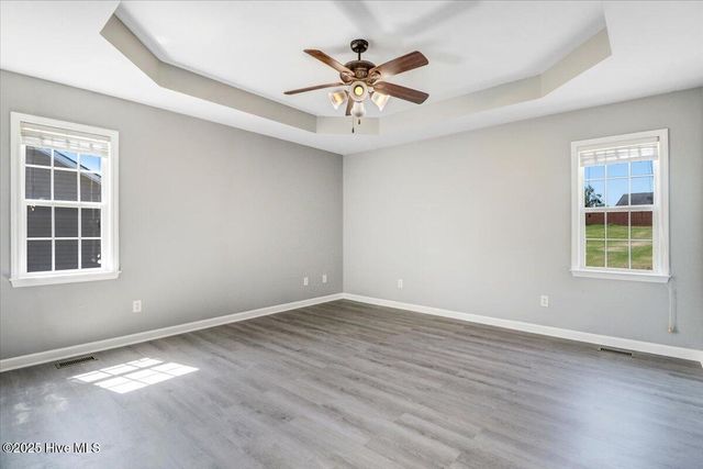 207 Starcrest Drive, Pikeville, NC 27863