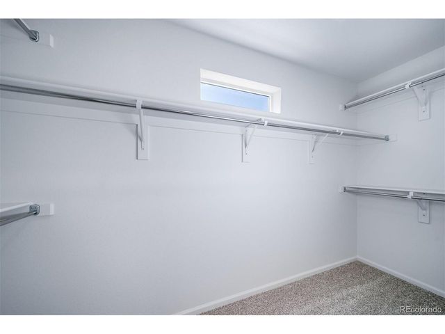 46601 Sunflower Ln, Bennett, CO 80102