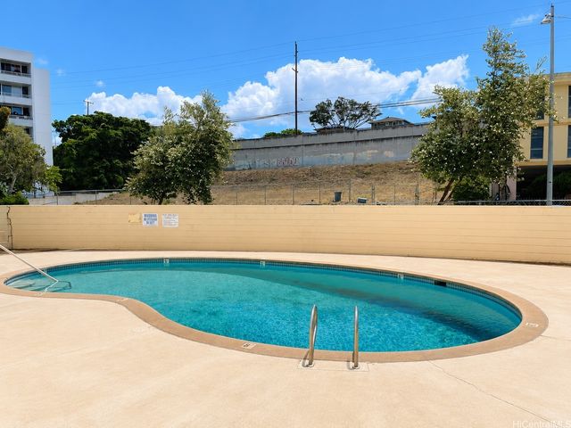 2977 Ala Ilima Street 302, Honolulu, HI 96818