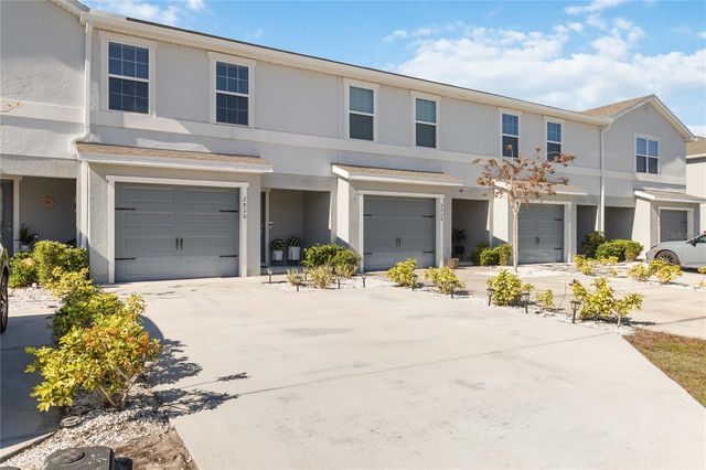 2930 FIELDWOOD CIRCLE, St Cloud, FL 34772