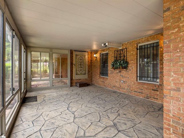 130 Roberts Meadow Loop, Spartanburg, SC 29307