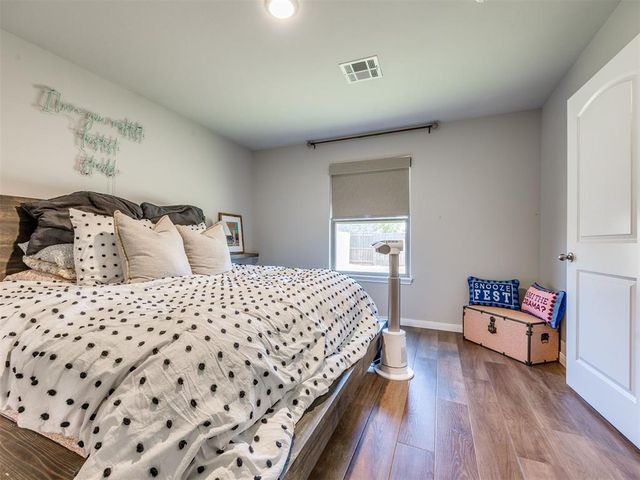 1104 NW 4th Street, Newcastle, OK 73065