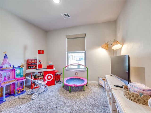 1104 NW 4th Street, Newcastle, OK 73065