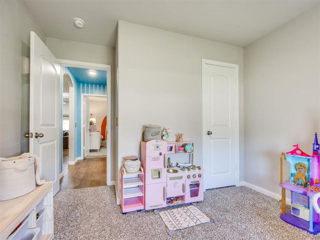 1104 NW 4th Street, Newcastle, OK 73065