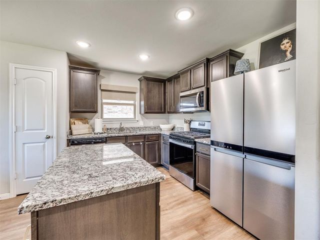 1104 NW 4th Street, Newcastle, OK 73065