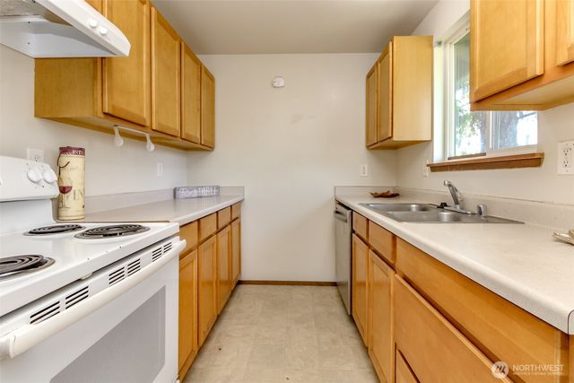 759 3rd Avenue N, Kent, WA 98032