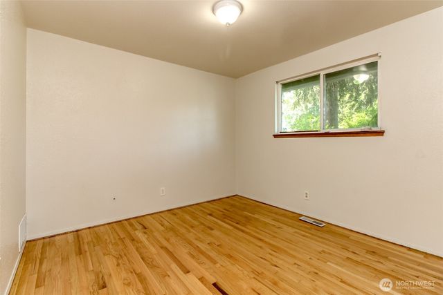 759 3rd Avenue N, Kent, WA 98032