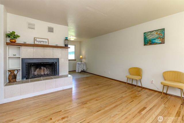 759 3rd Avenue N, Kent, WA 98032