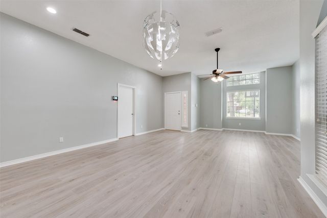 5732 Polo Club Drive, Arlington, TX 76017