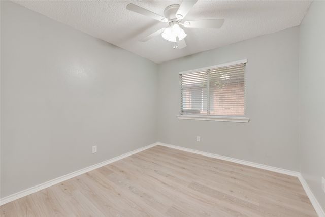 5732 Polo Club Drive, Arlington, TX 76017