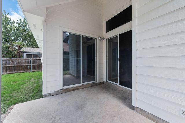 5732 Polo Club Drive, Arlington, TX 76017