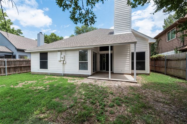 5732 Polo Club Drive, Arlington, TX 76017