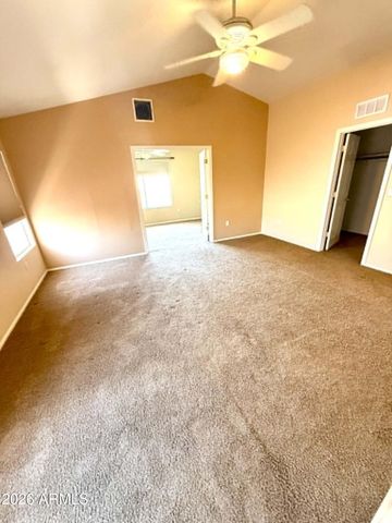 5200 W SHANNON Street, Chandler, AZ 85226
