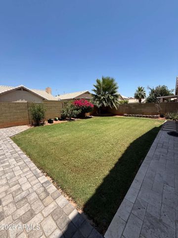 5200 W SHANNON Street, Chandler, AZ 85226