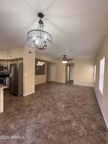 5200 W SHANNON Street, Chandler, AZ 85226