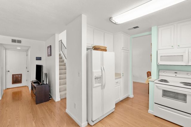 3649 Rio Pacifica Way, Sacramento, CA 95834