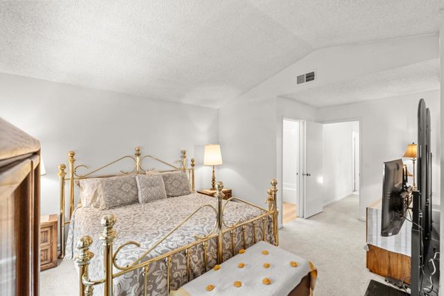 3649 Rio Pacifica Way, Sacramento, CA 95834