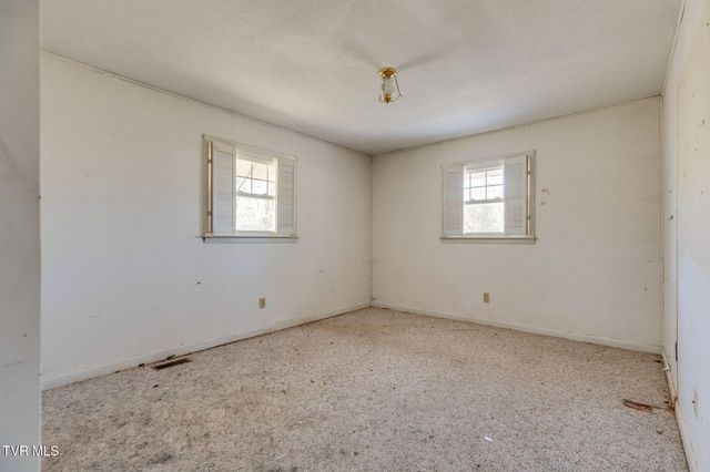 36181 Plum Creek Road, Glade Spring, VA 24340