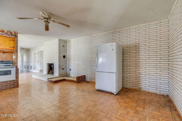 36181 Plum Creek Road, Glade Spring, VA 24340