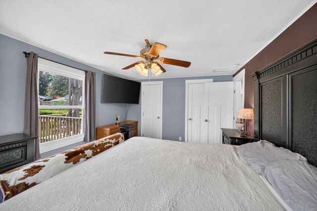 102 5th Street SW, Kasson, MN 55944